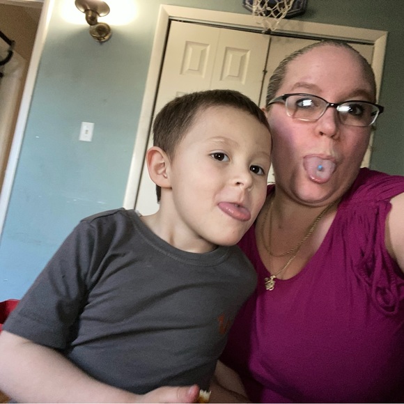 Follow me and like to know when I am doing a show at 10:30am est - Picture 2 of 6